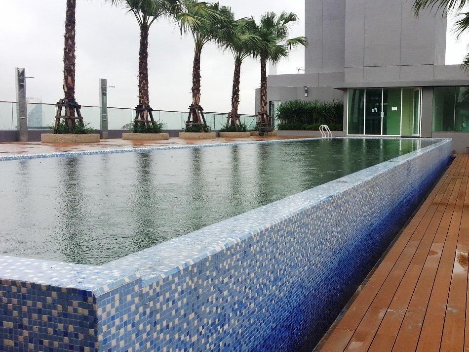 Vipod Suites Klcc Куала-Лумпур Экстерьер фото
